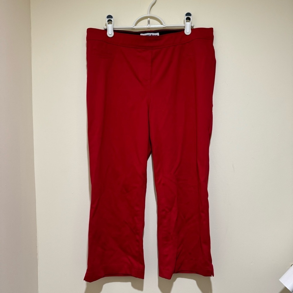 Women’s Nygard Brand Red Colour Stretchy Capris Length Legging Pants  Size: 14
